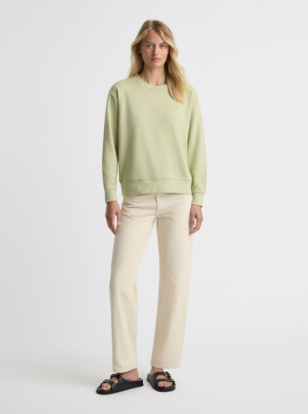 Sage Green|Amelia is 180 cm and wearing a size S