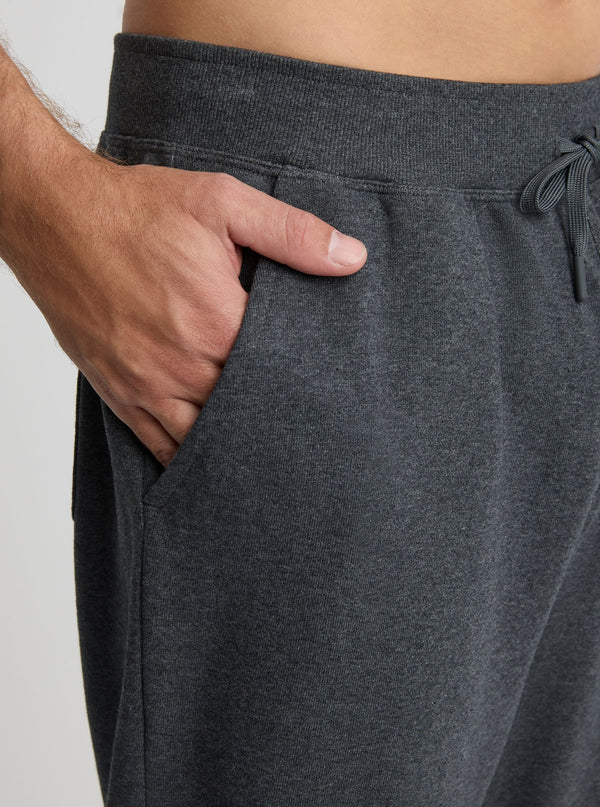 Charcoal Marl|Broed is 185 cm and wearing a size L