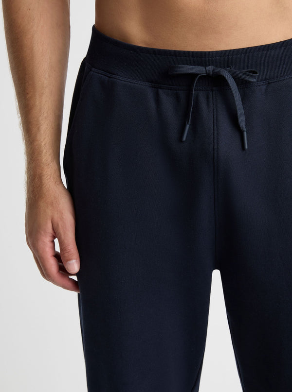 Navy|Good Earth Cotton® Sweatpants for men – Sustainable Cotton Sweatpants|Broed is 185 cm and wearing a size L