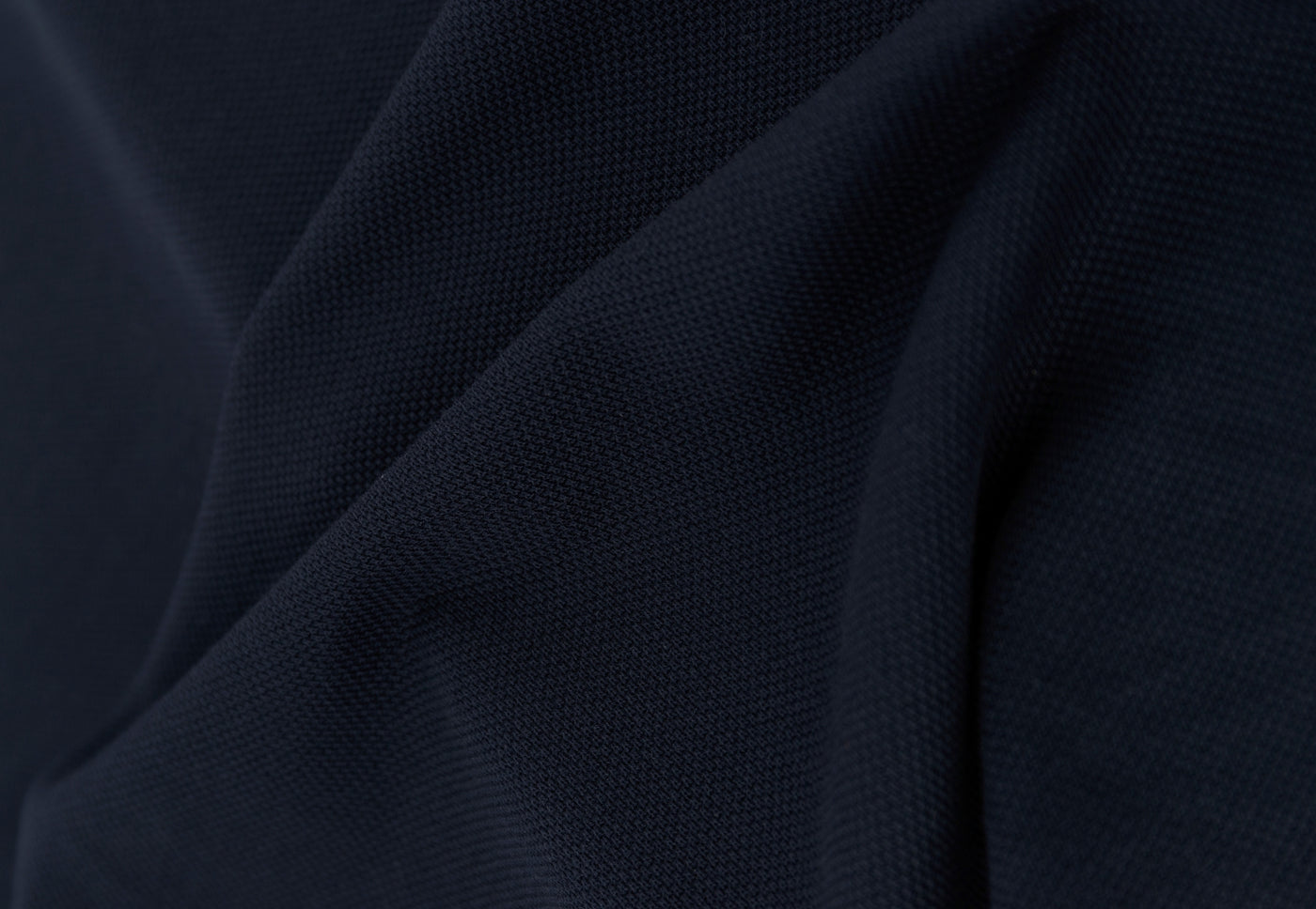 <div class="metafield-rich_text_field"><p>Australian-grown and built to last. A pique construction that breathes well, holds its shape and looks sharp from the first wear to the hundredth.</p></div>