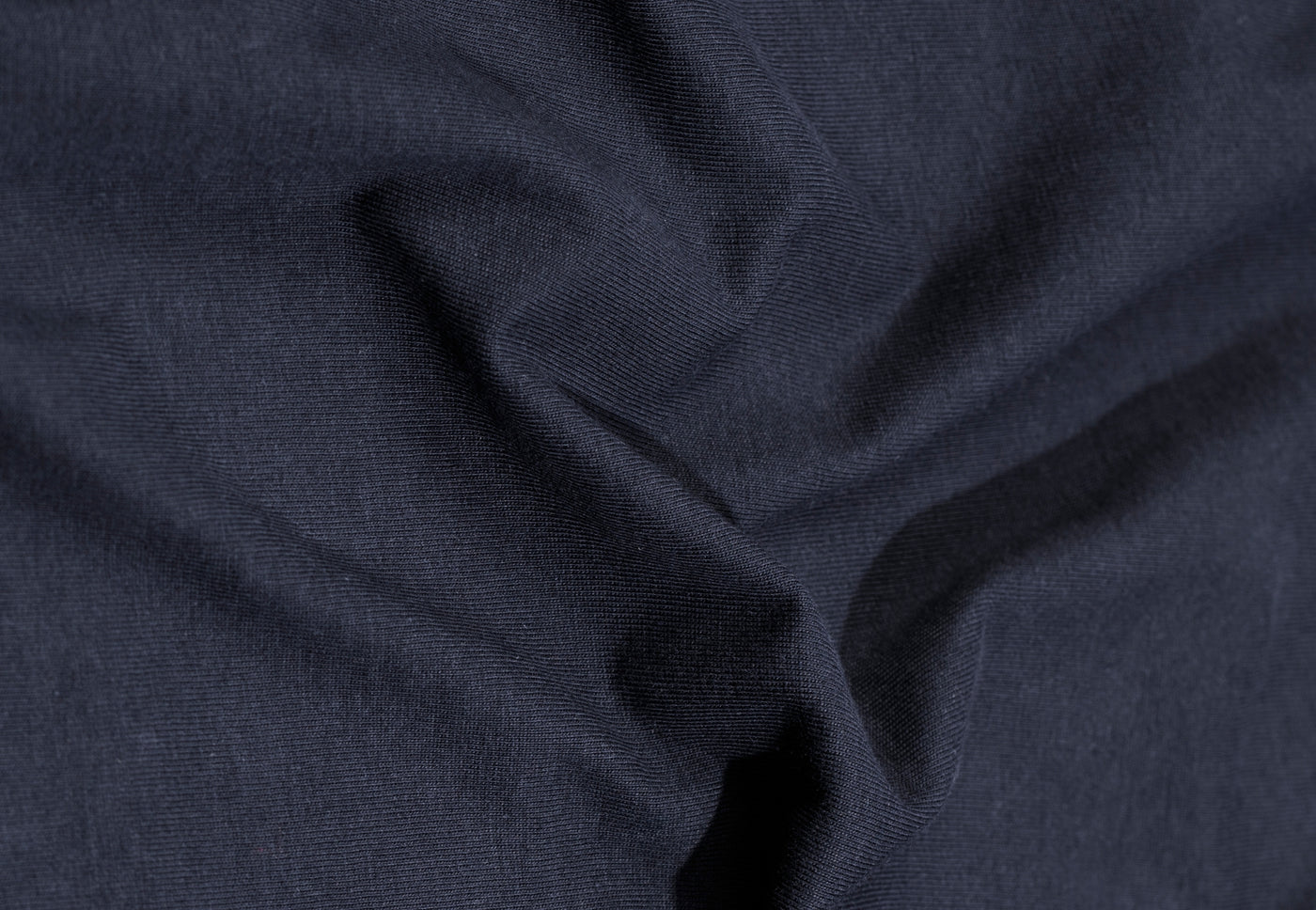<div class="metafield-rich_text_field"><p>Grown sustainably in Australia, traceable from field to finished garment — a cotton that's as considered as it is comfortable.</p></div>