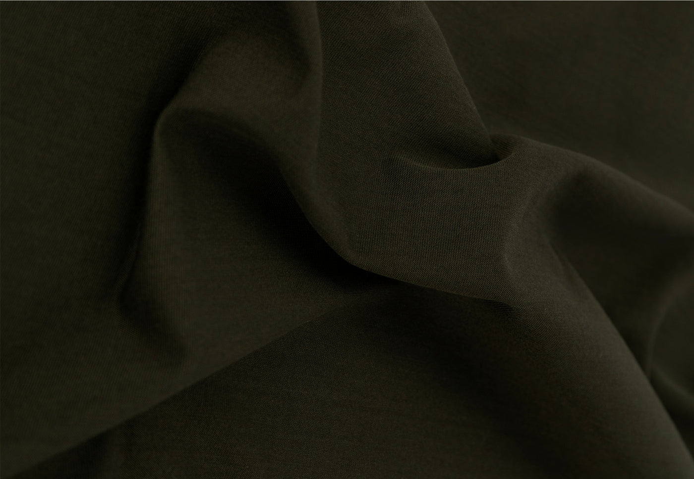 <div class="metafield-rich_text_field"><p>The world's finest cotton — grown in the USA, with a mercerised finish that gives it a silk-like sheen and a drape unlike any tee you've worn before.</p></div>