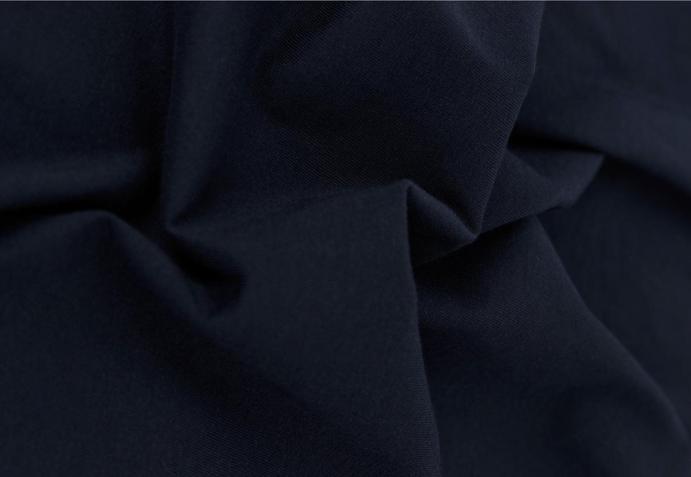 <div class="metafield-rich_text_field"><p>The world's finest cotton — grown in the USA, with a mercerised finish that gives it a silk-like sheen and a drape unlike any tee you've worn before.</p></div>