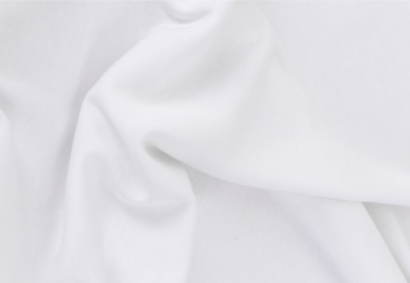 <div class="metafield-rich_text_field"><p>The world's finest cotton — grown in the USA, with a mercerised finish that gives it a silk-like sheen and a drape unlike any tee you've worn before.</p></div>