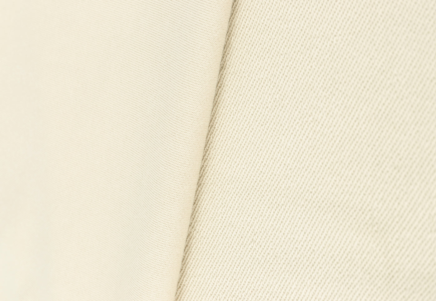 <div class="metafield-rich_text_field"><p>Australian-grown and built to last. Thick enough to feel substantial, soft and breathable enough to reach for every day.</p></div>