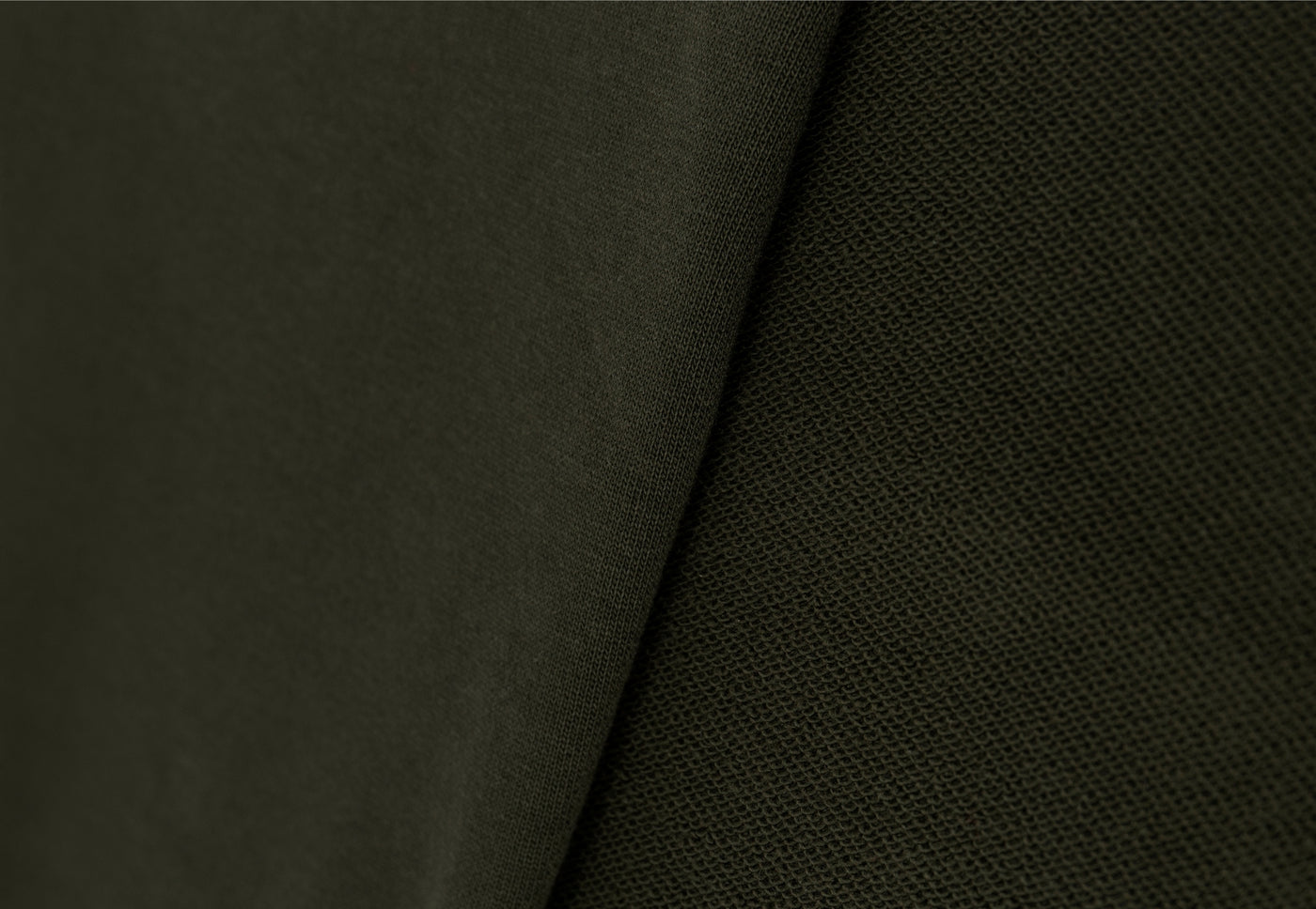 <div class="metafield-rich_text_field"><p>Australian-grown and built to last. Thick enough to feel substantial, soft and breathable enough to wear all day.</p></div>