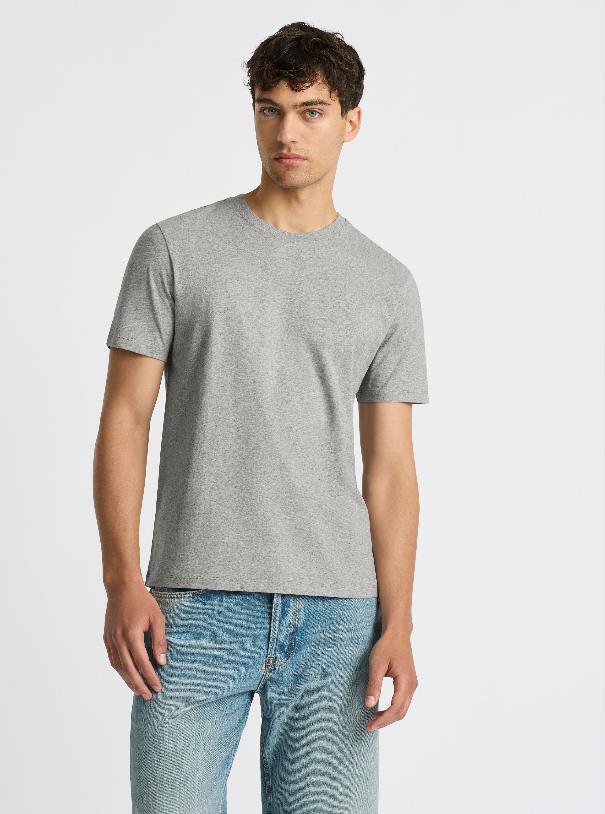 Grey Marl|Evans is 6’2” and wearing a size M