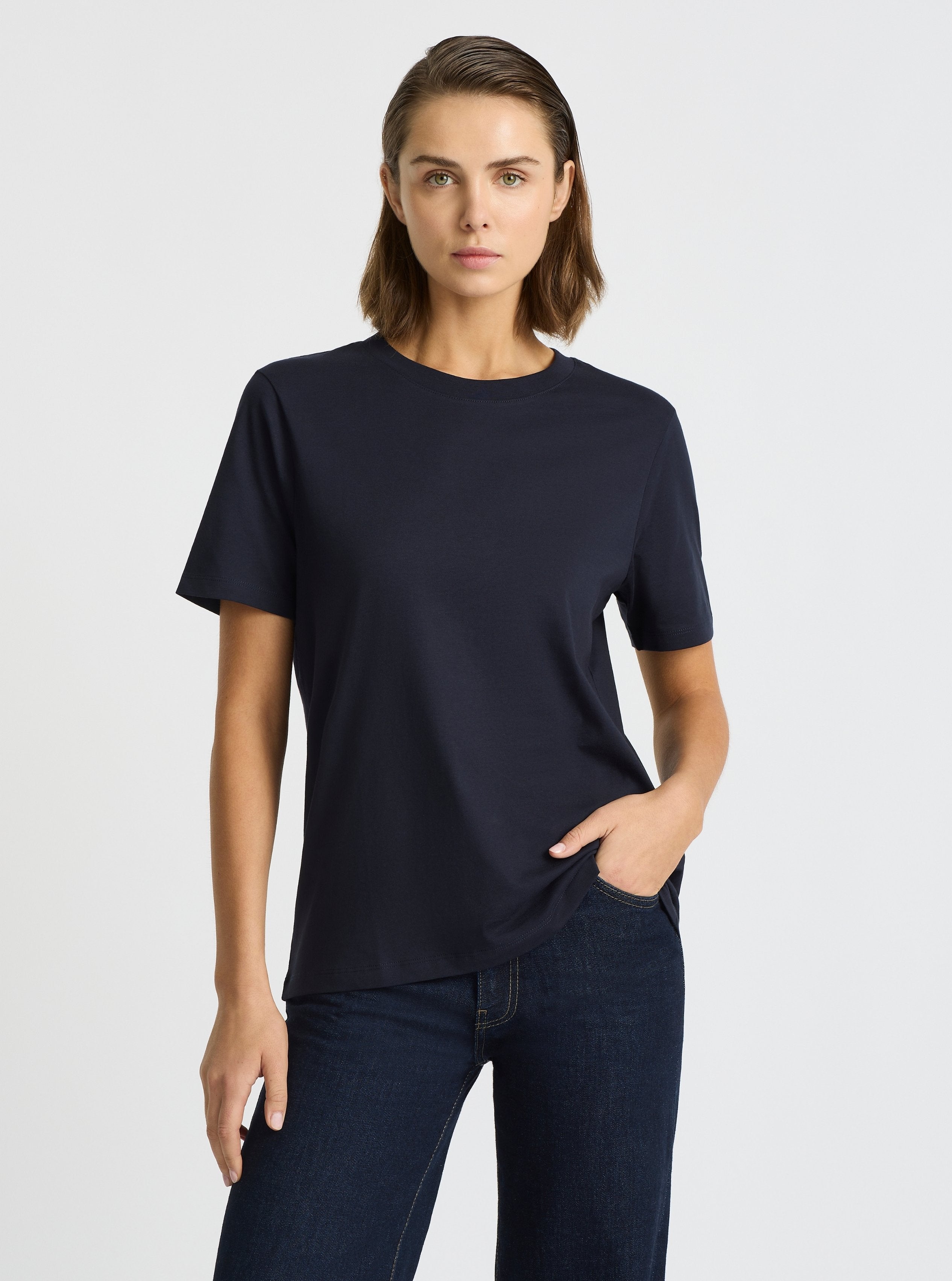 Navy|Stas is 5'10" and wearing a size S