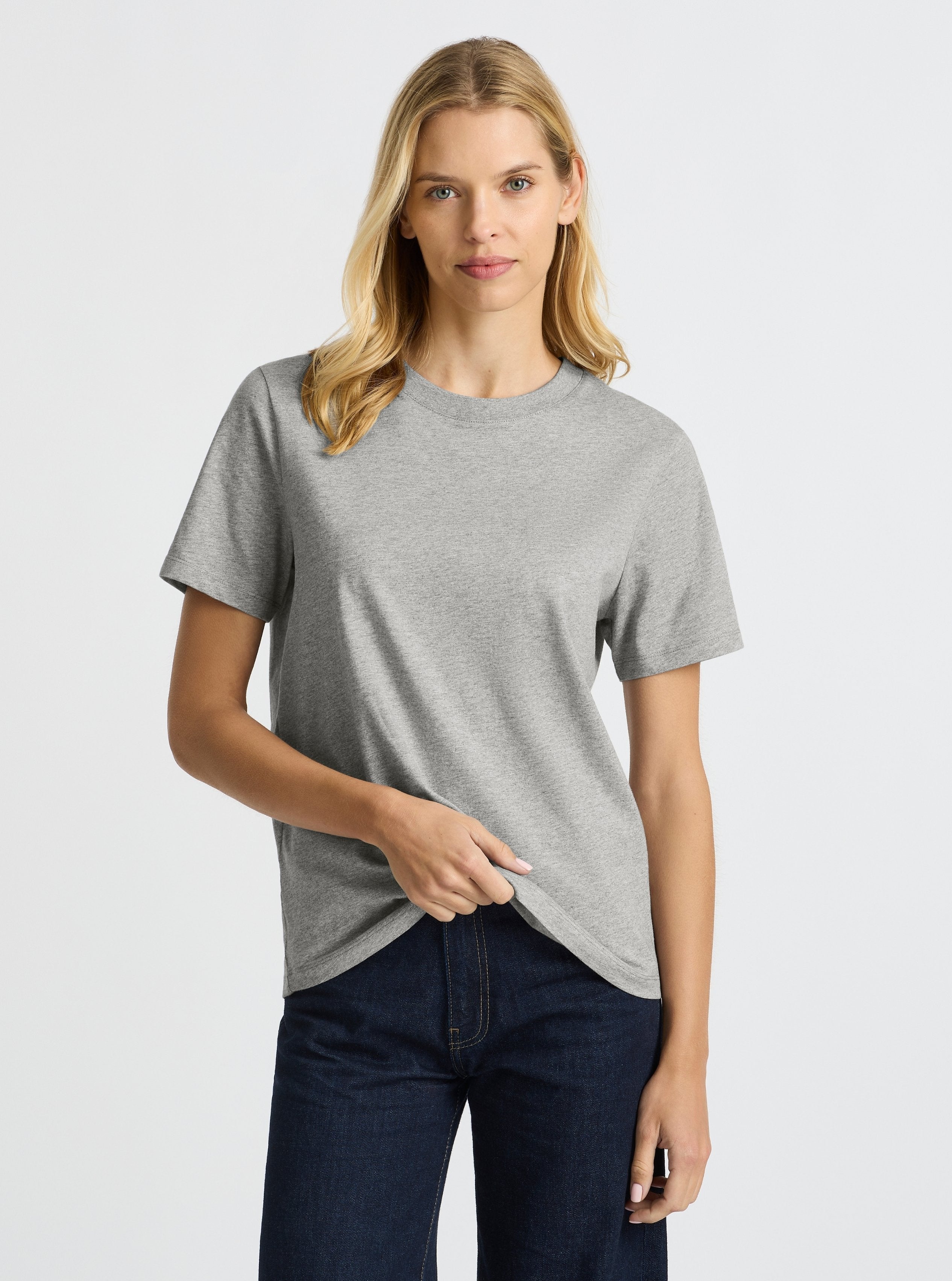 Grey Marl|Karolina is 5'10" and wearing a size S