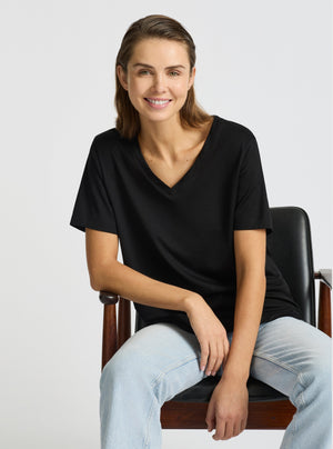 Black|Stas is 5'10" and wearing a size S