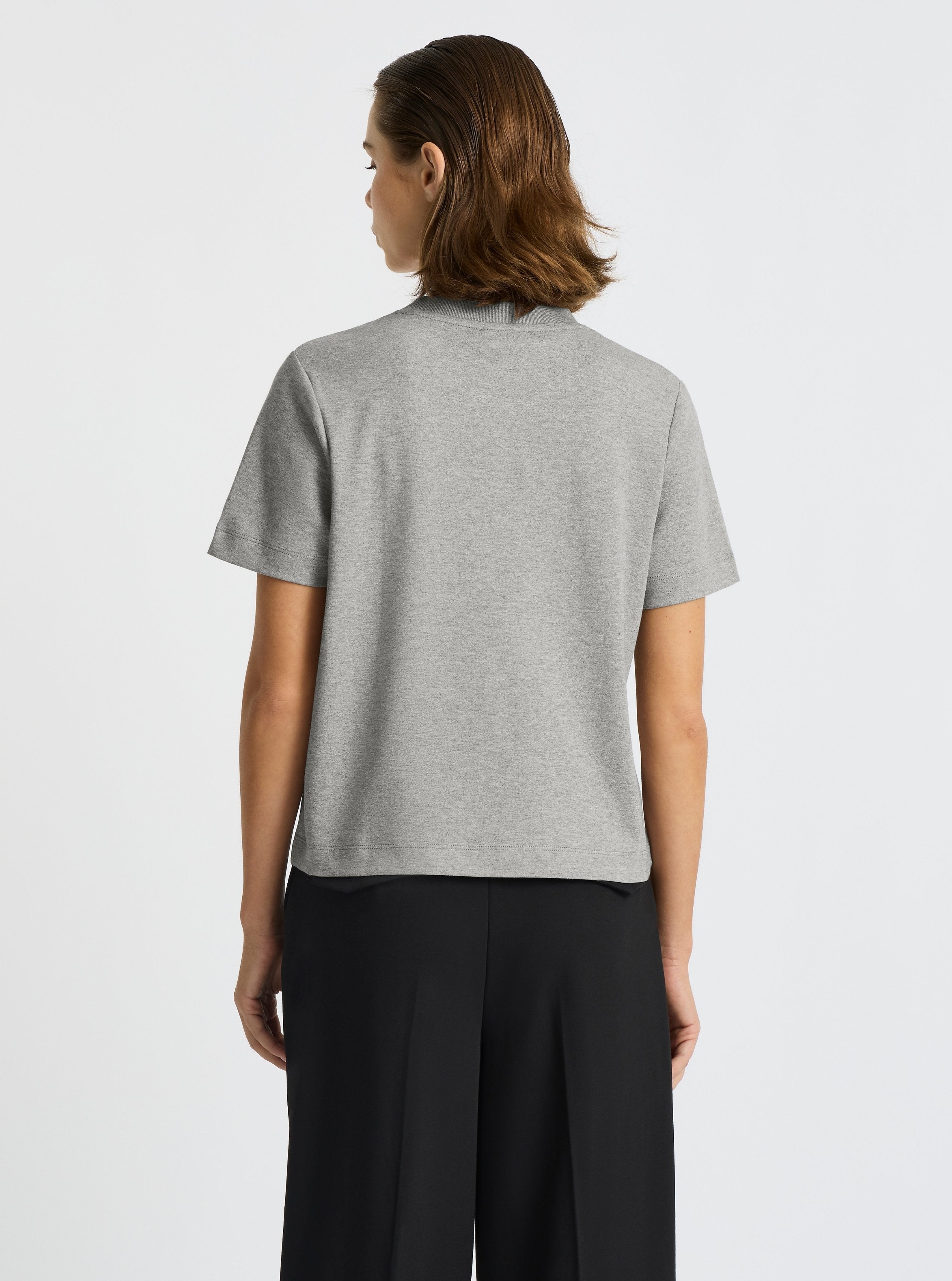 Grey Marl|Stas is 5'10" and wearing a size S