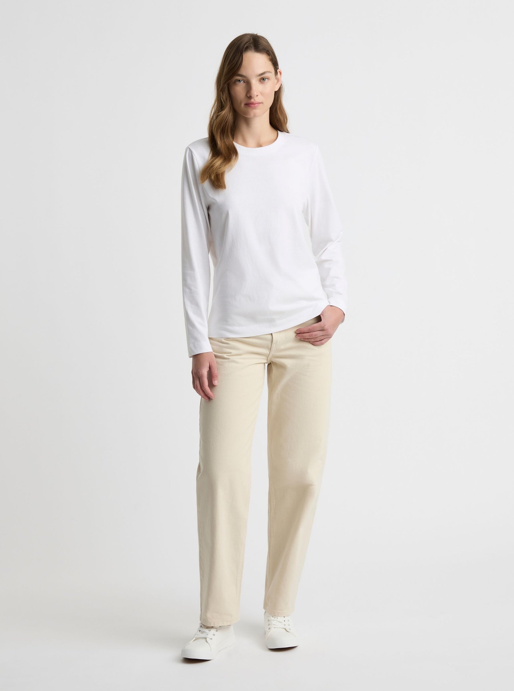 White|Good Earth Cotton® Long Sleeve Tee – Sustainable Cotton T-shirt|Zenya is 5'10" and wearing a size S