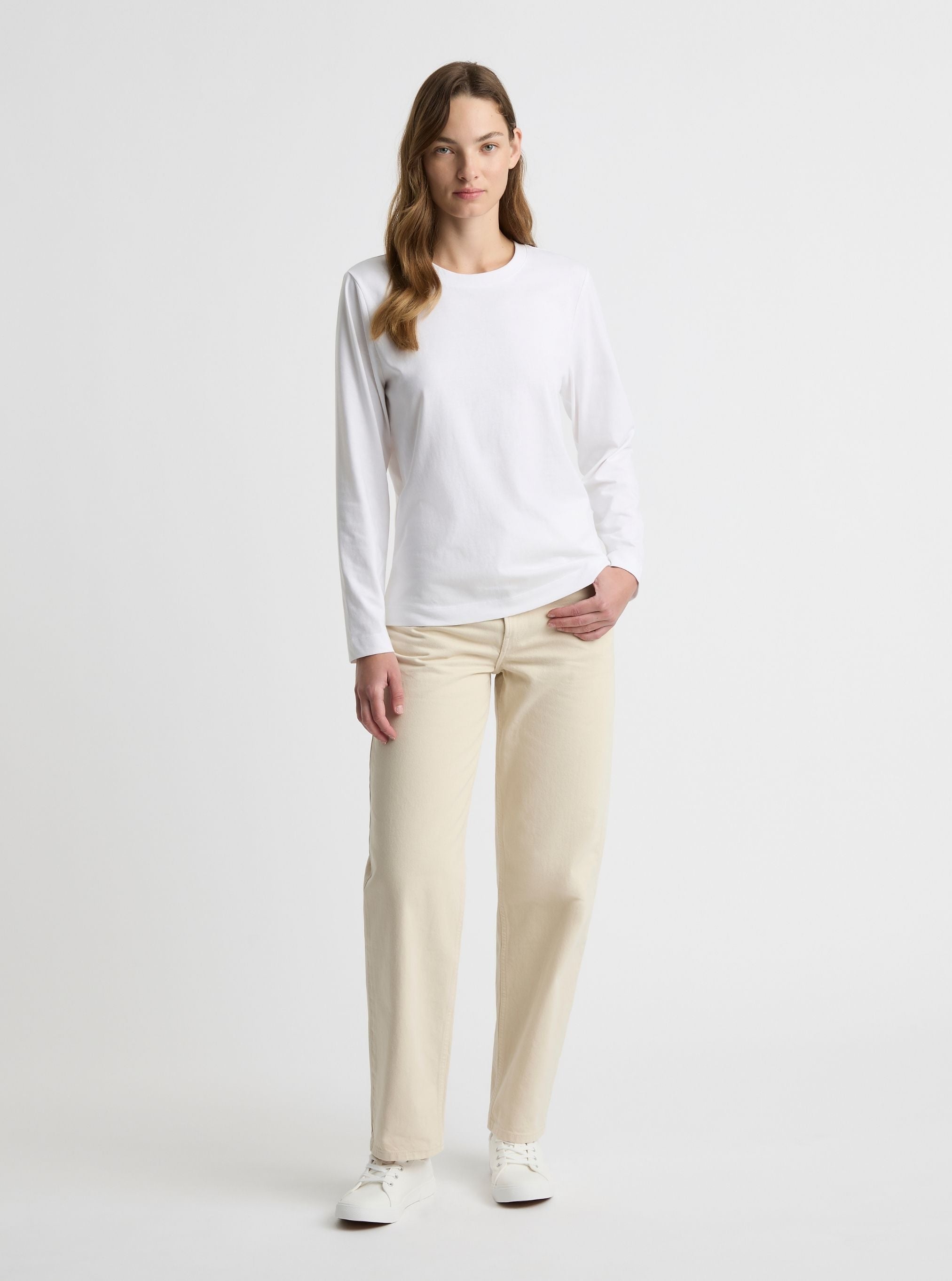 White|Good Earth Cotton® Long Sleeve Tee – Sustainable Cotton T-shirt|Zenya is 5'10" and wearing a size S