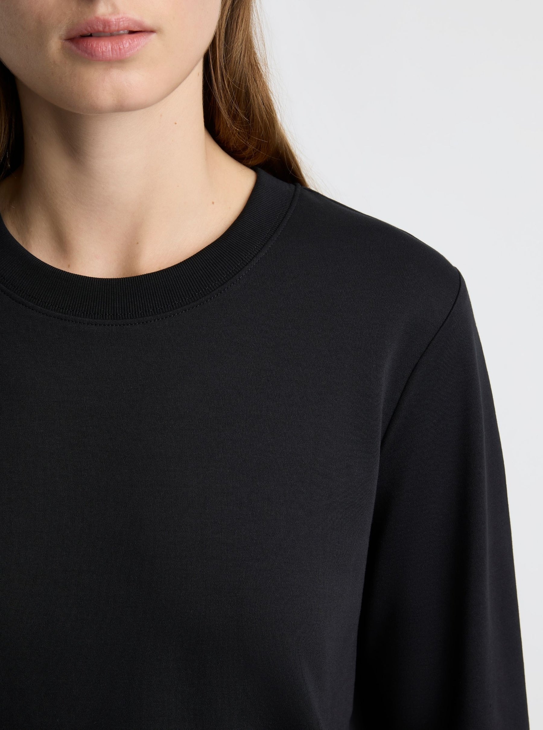 Black|Zenya is 5'10" and wearing a size S