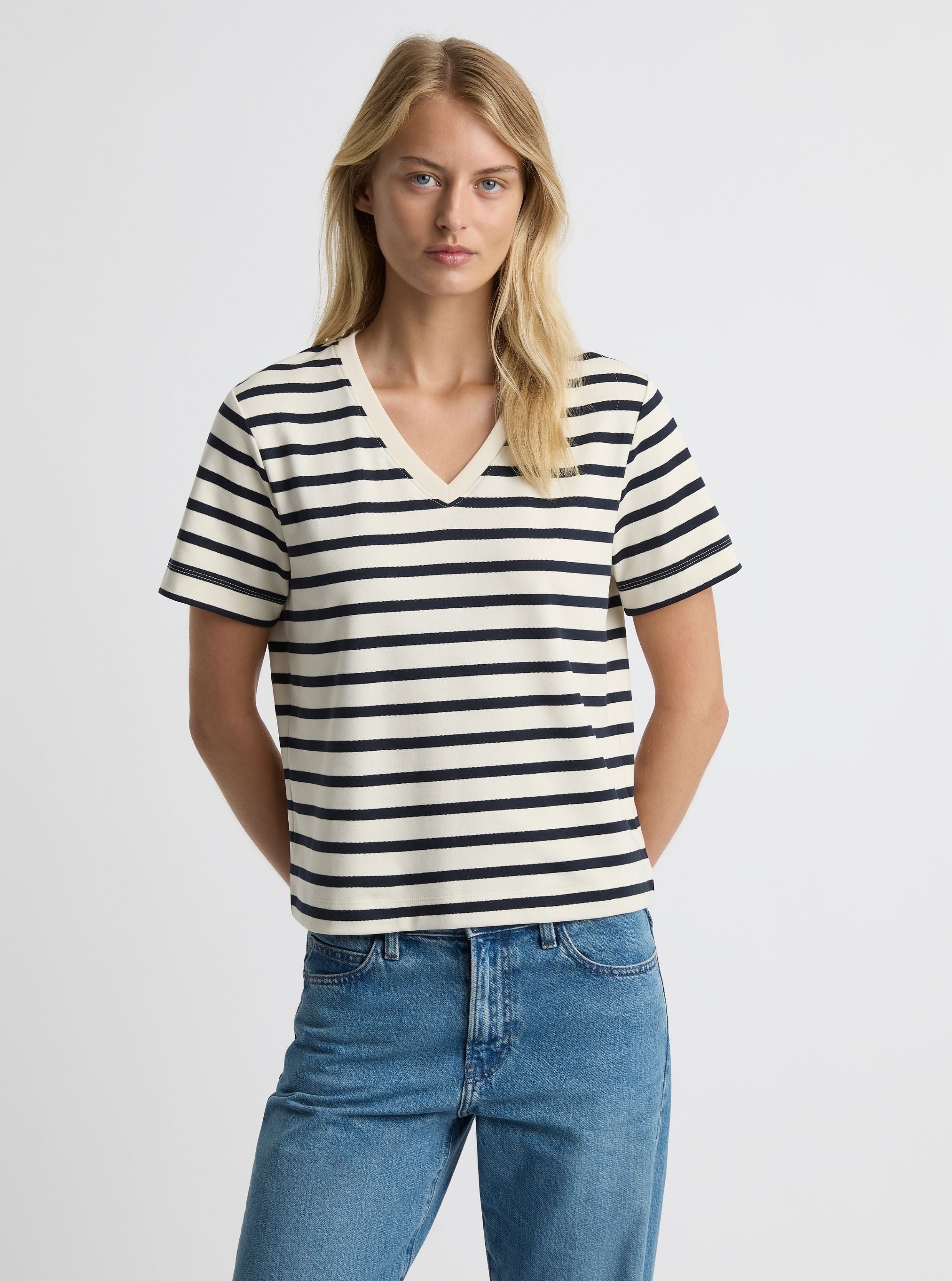 Stripe Off White/Navy|Amelia is 5'11" and wearing a size S