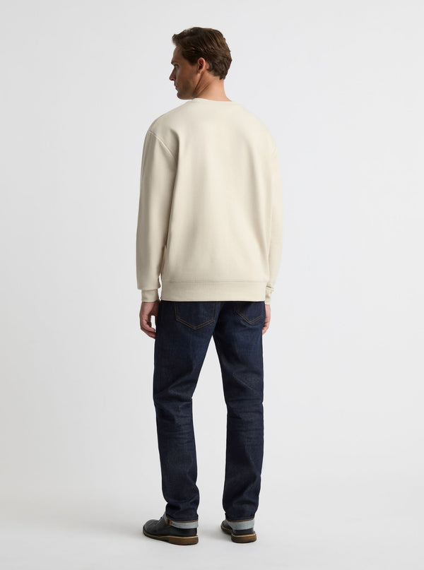 Ecru|Broed is 6'1" and wearing a size L