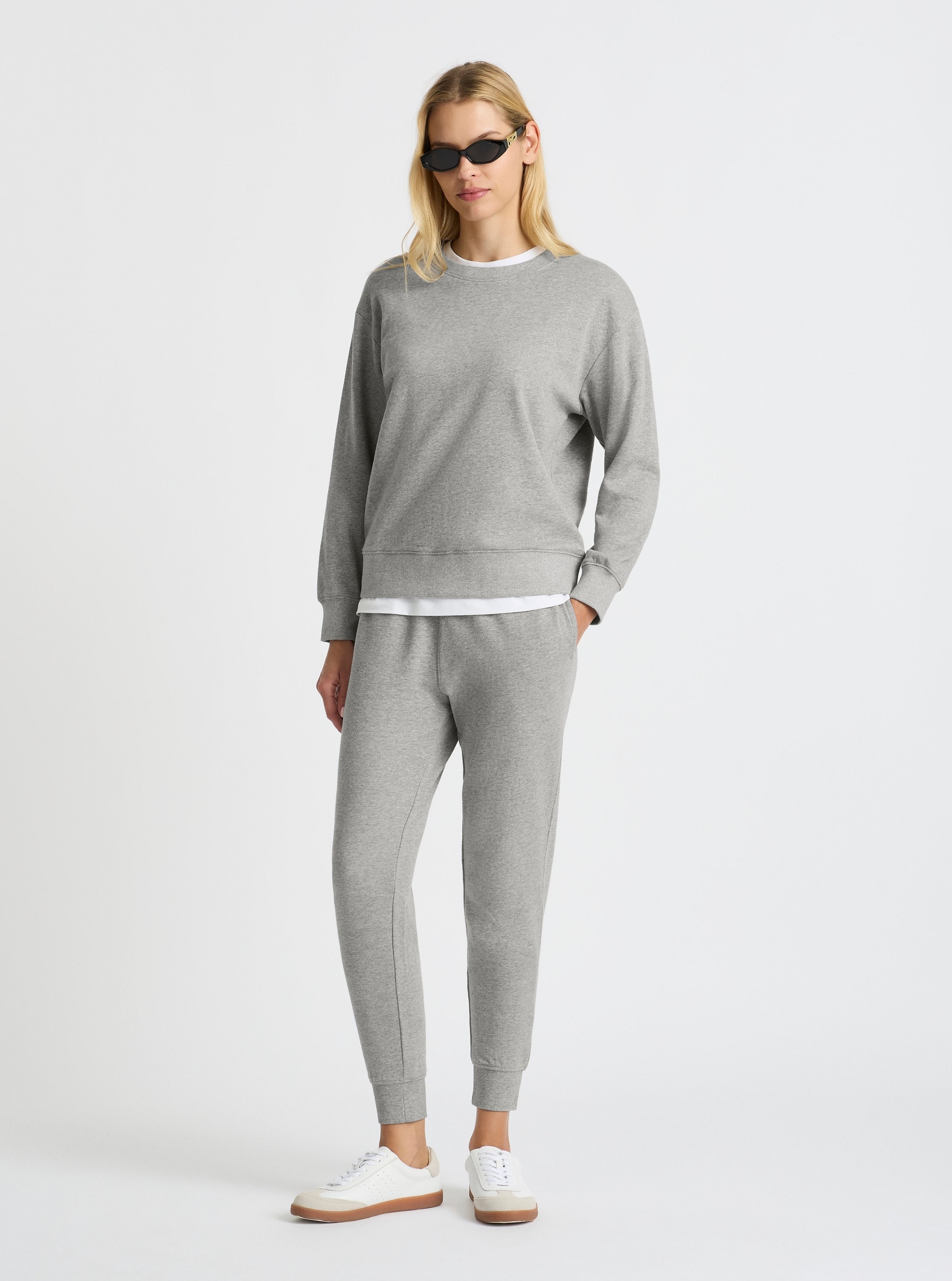Grey Marl|Karolina is 5'10" and wearing a size S