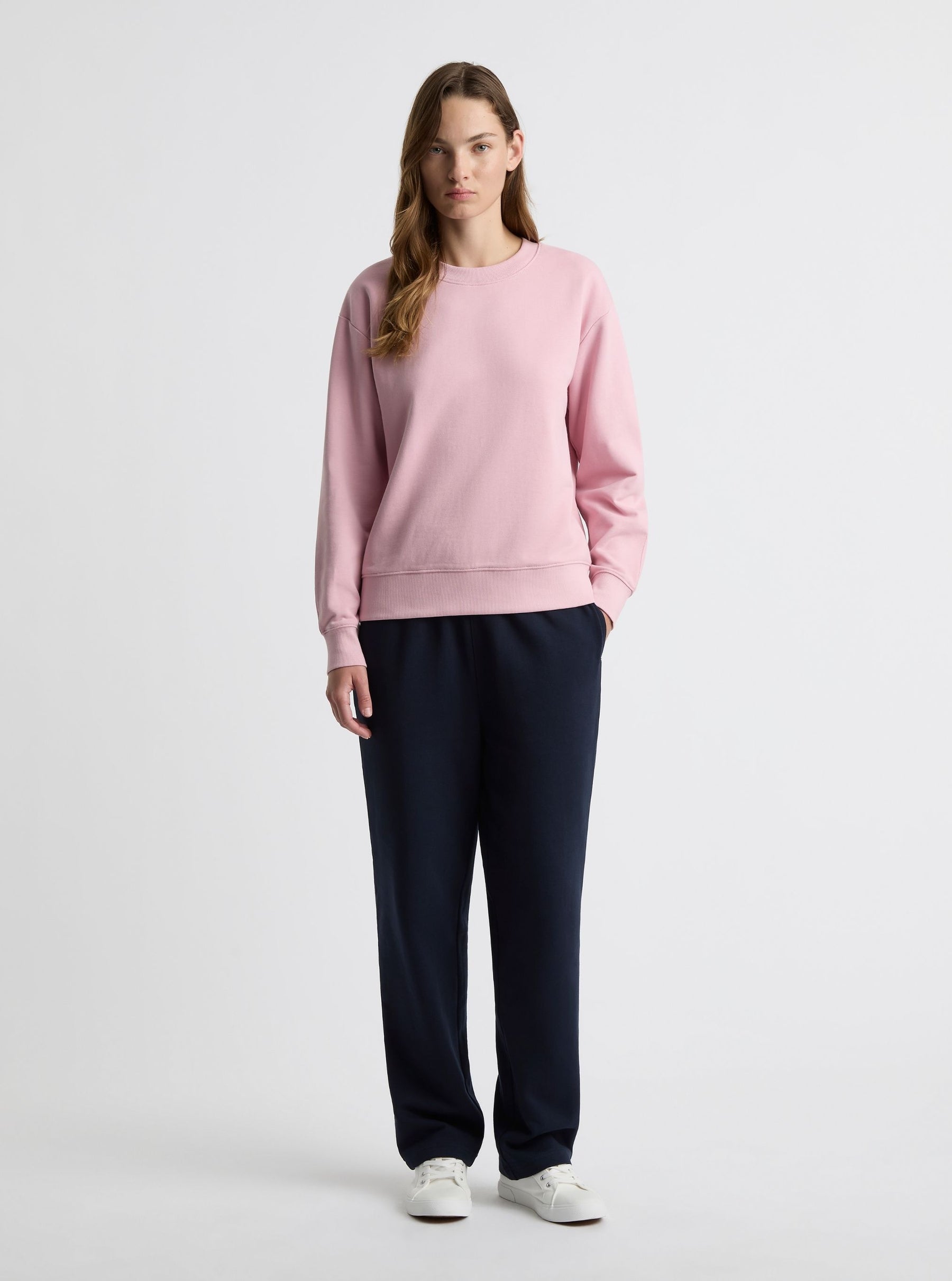Vintage Pink|Zenya is 5'10" and wearing a size S