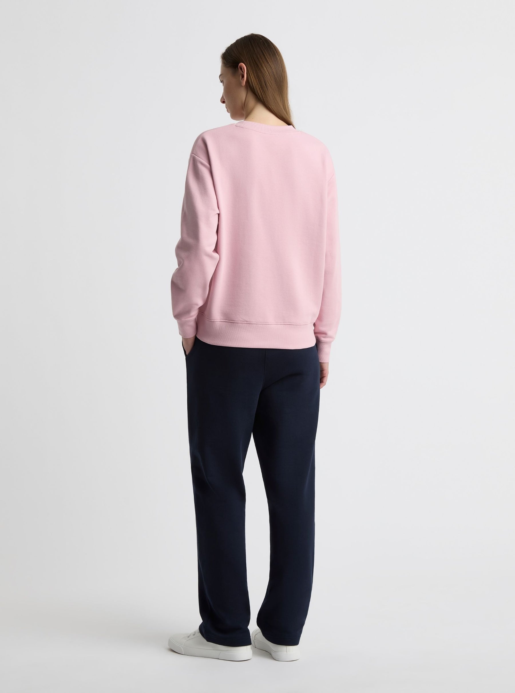 Vintage Pink|Zenya is 5'10" and wearing a size S