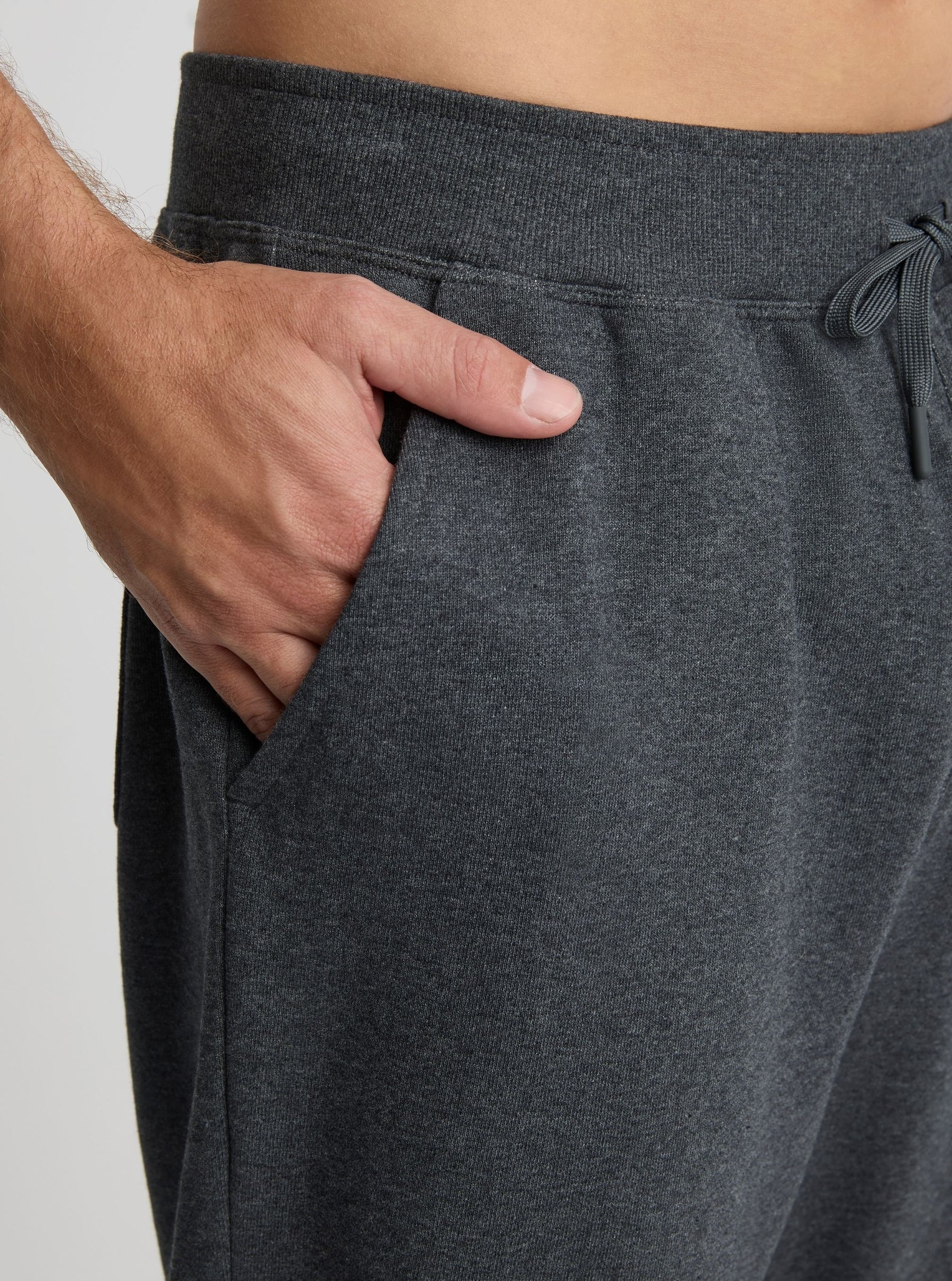 Charcoal Marl|Broed is 6'1" and wearing a size L