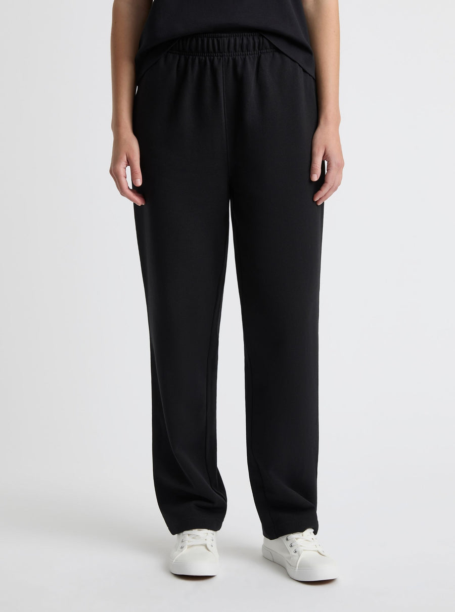 Black|Zenya is 5'10" and wearing a size S
