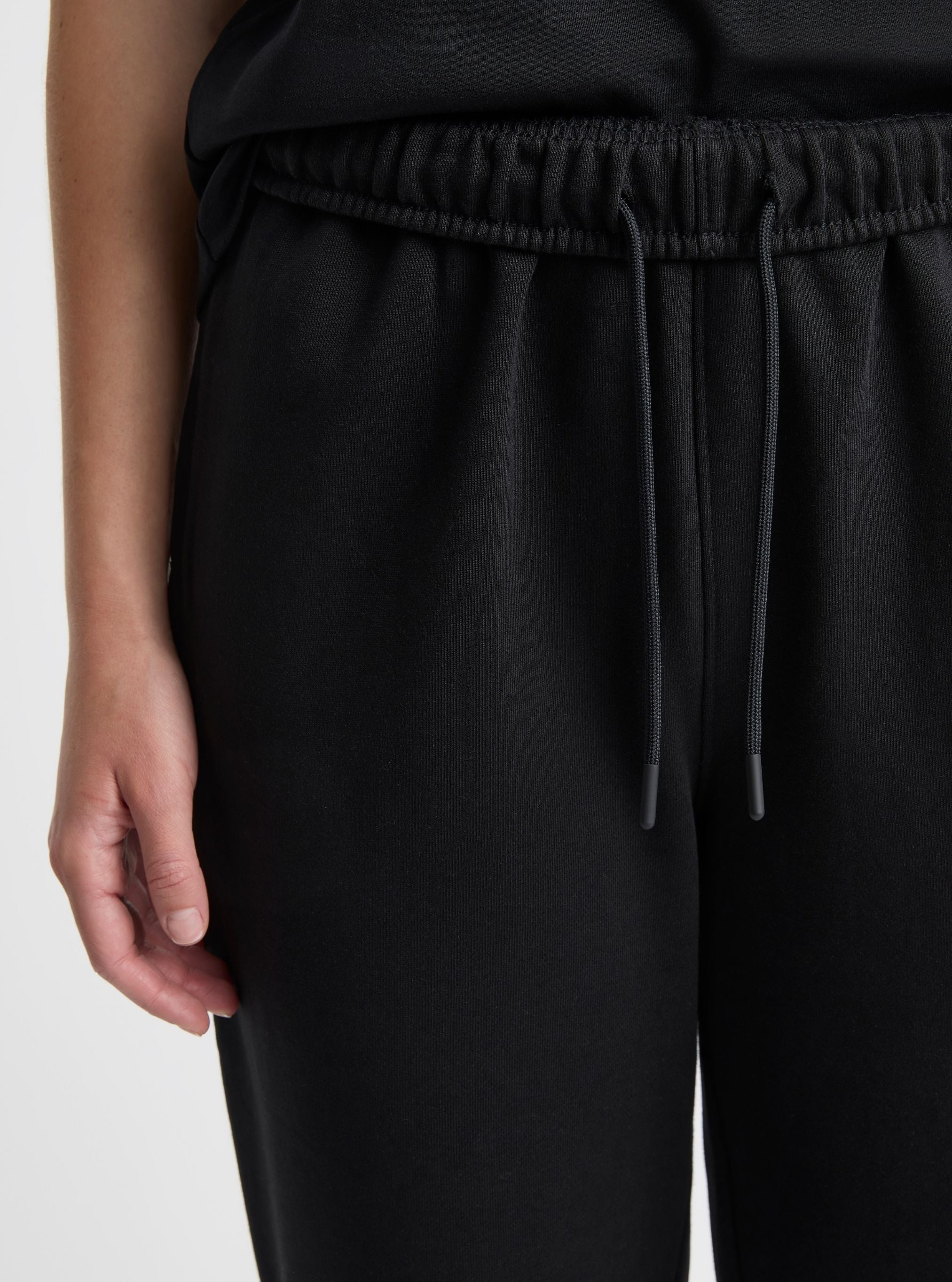 Black|Zenya is 5'10" and wearing a size S