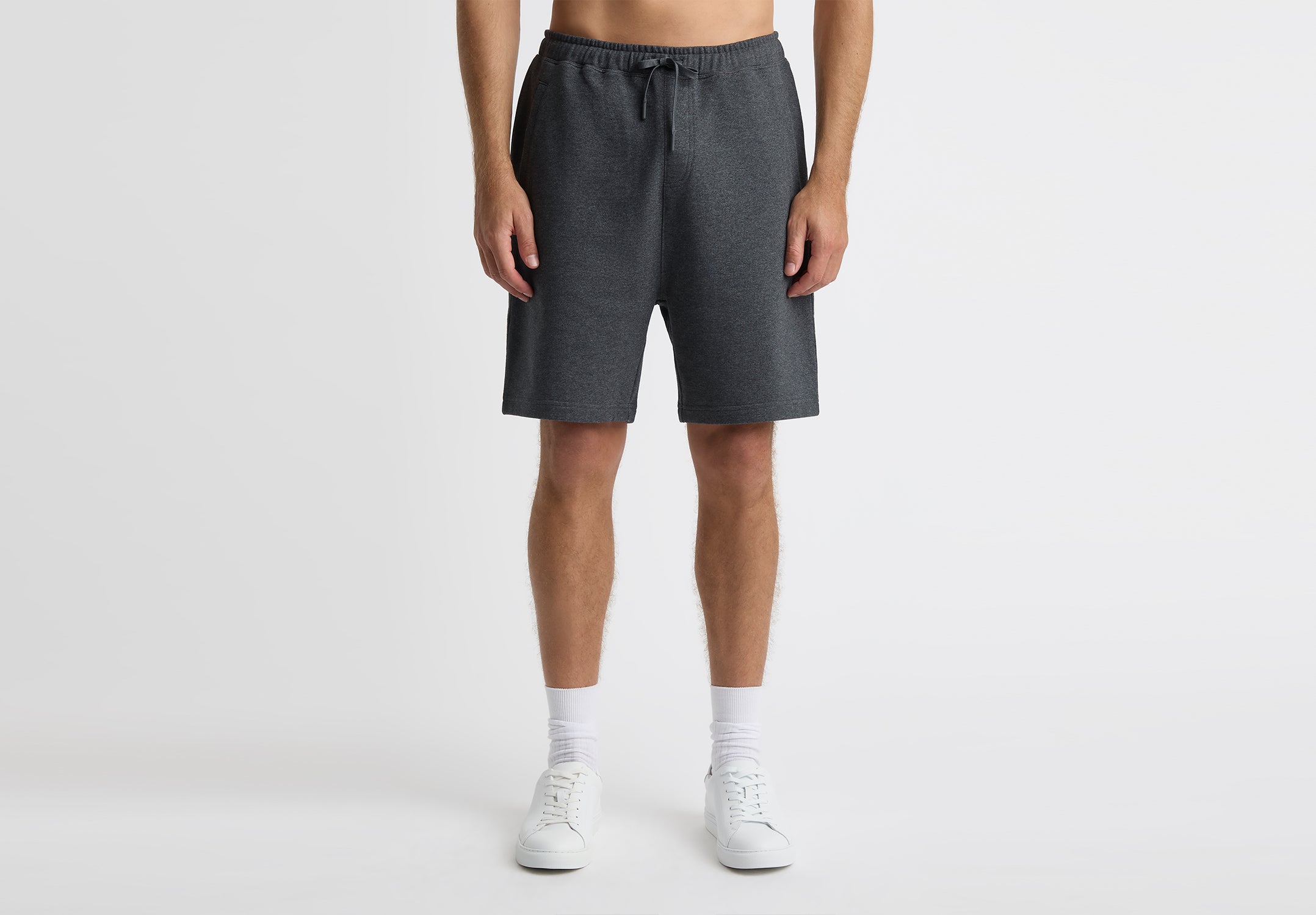 <div class="metafield-rich_text_field"><p>The<br />
Sweat Short — 9"</p></div>