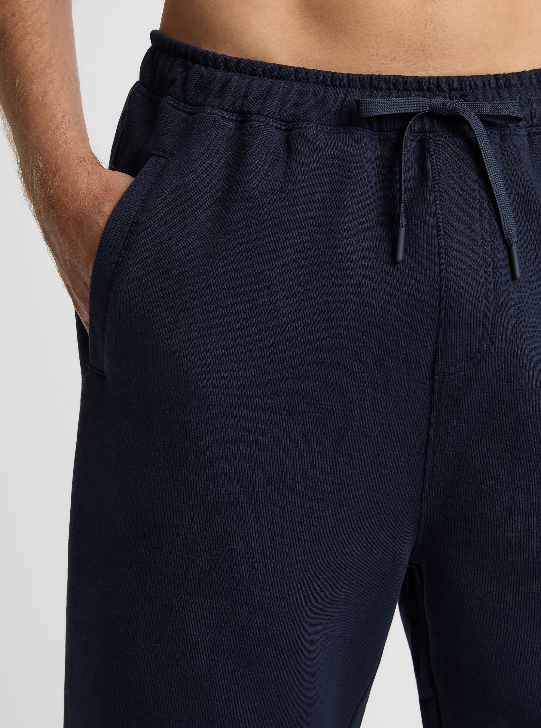 Navy|Broed is 6'1" and wearing a size L