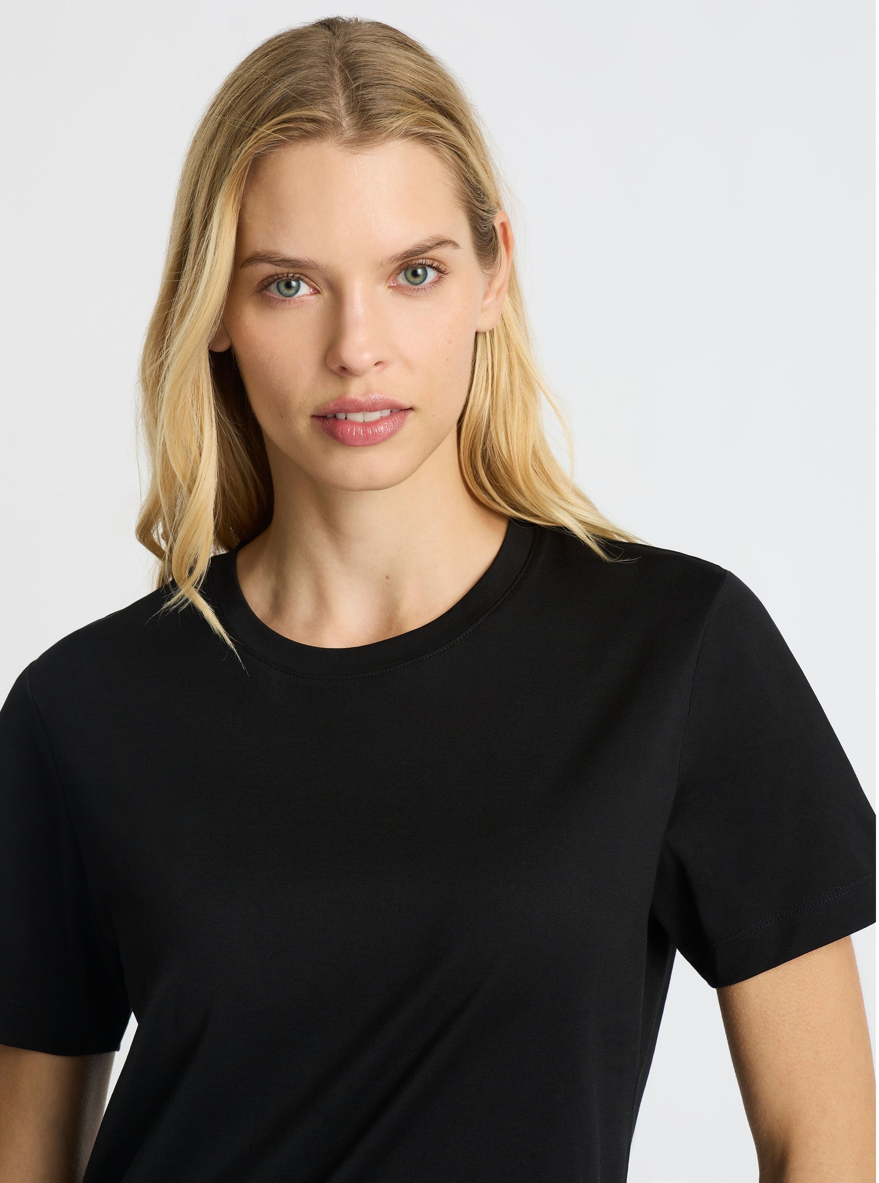Black|Supima® Mercerised Crew Tee for women – premium soft cotton t-shirt|Karolina is 5'10" and wearing a size S